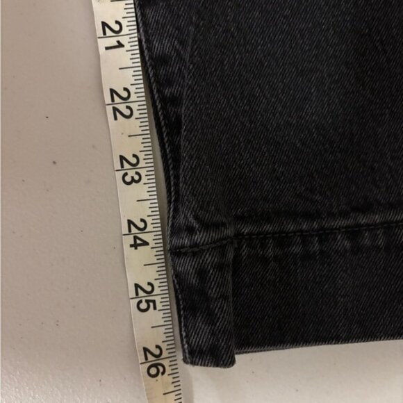 Levi’s Black High-Waisted Button Fly Jeans - Picture 6 of 6